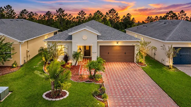 5635 Estero Loop, FL