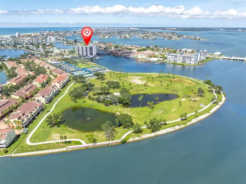 10355 Paradise Blvd #208, FL
