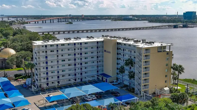 145 N Halifax Ave #502, FL