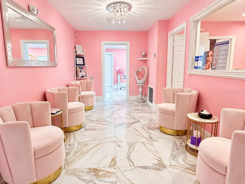 670 E State Road 434, FL