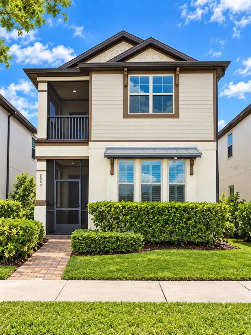 8582 Powder Ridge Trl, FL