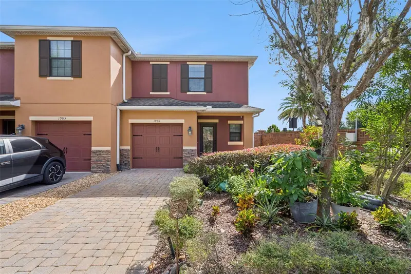 1901 Glen Mist Cv, FL