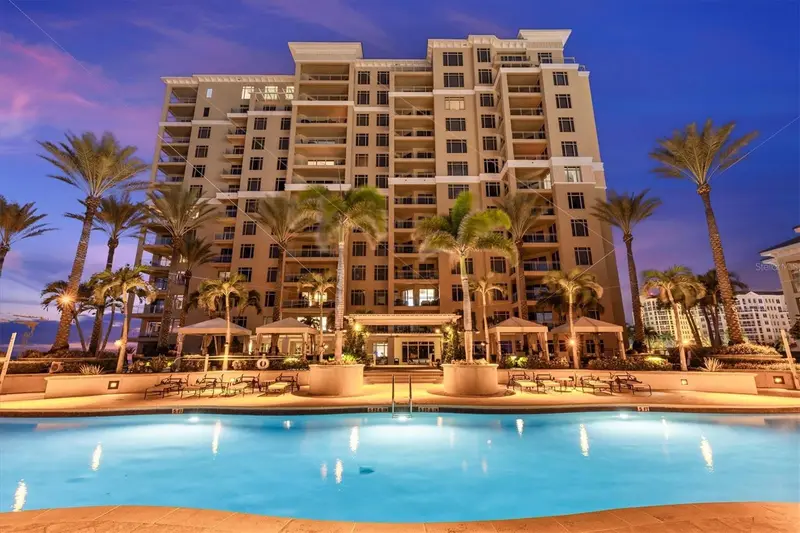 11 Baymont St #703, FL