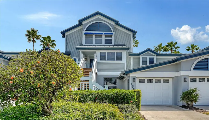 1350 Siesta Bayside Dr #1350b, FL