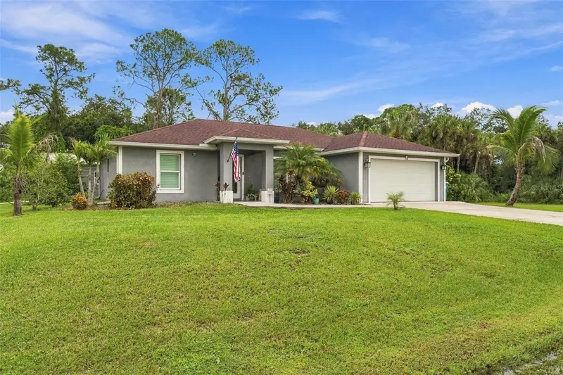 158 Ravenswood Blvd, FL