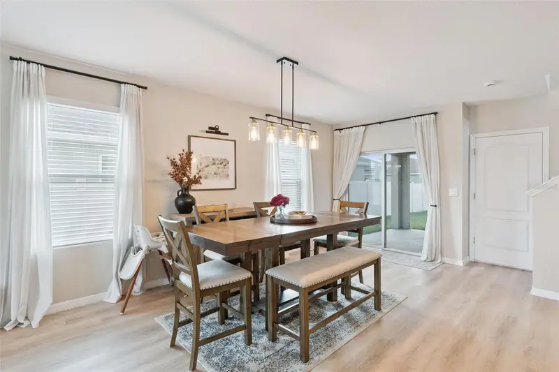 1172 Silverbell Trl, FL