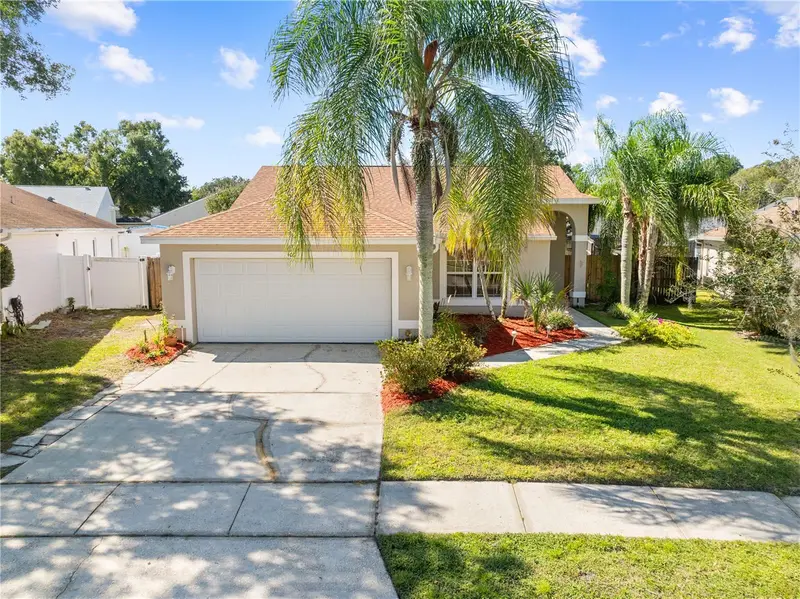 408 Lancers Dr, FL