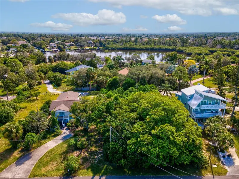 0 Bluff Blvd, FL