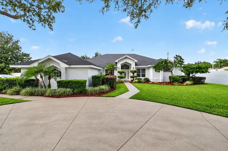 734 Highlands Place Blvd, FL