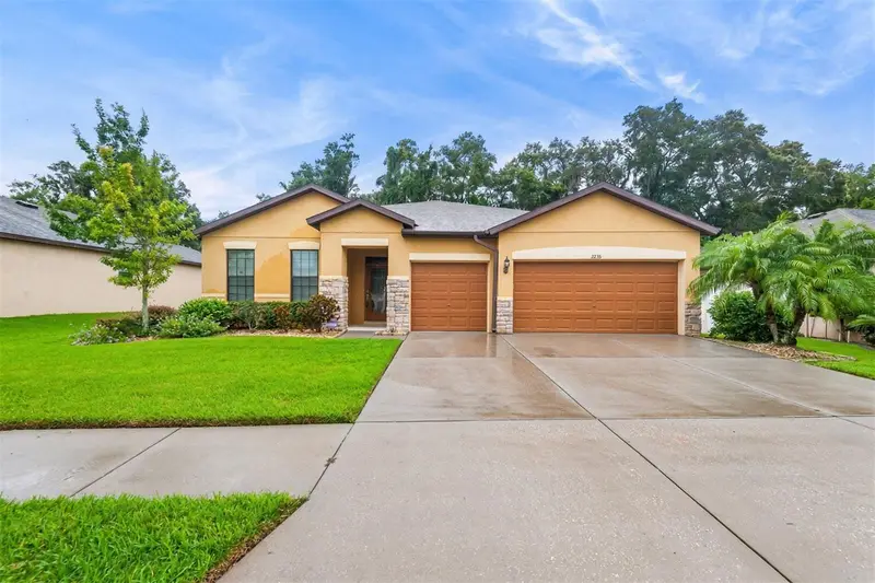 2236 Landside Dr, FL