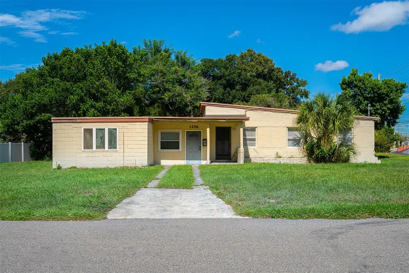 1256 N Pine Hills Rd, FL