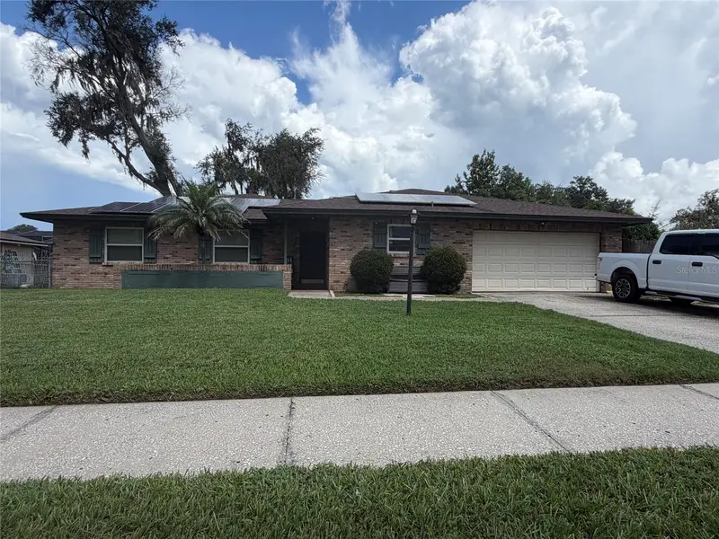 814 Shangri La Dr, FL