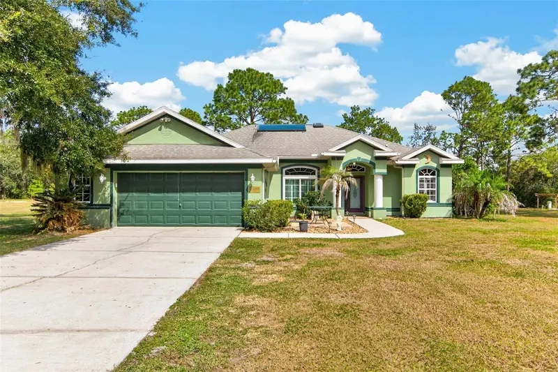 28033 Cricket Hill Rd, FL