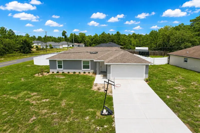 476 Marion Oaks Pass, FL