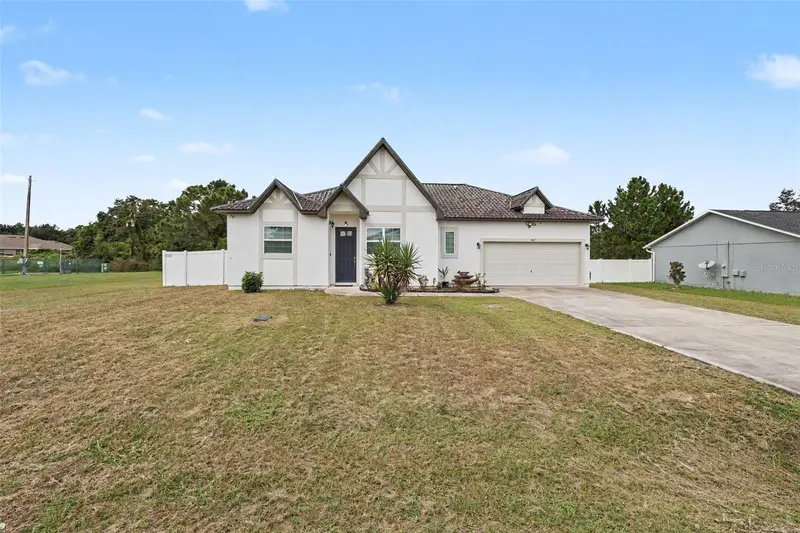 747 Fraser Ct, FL