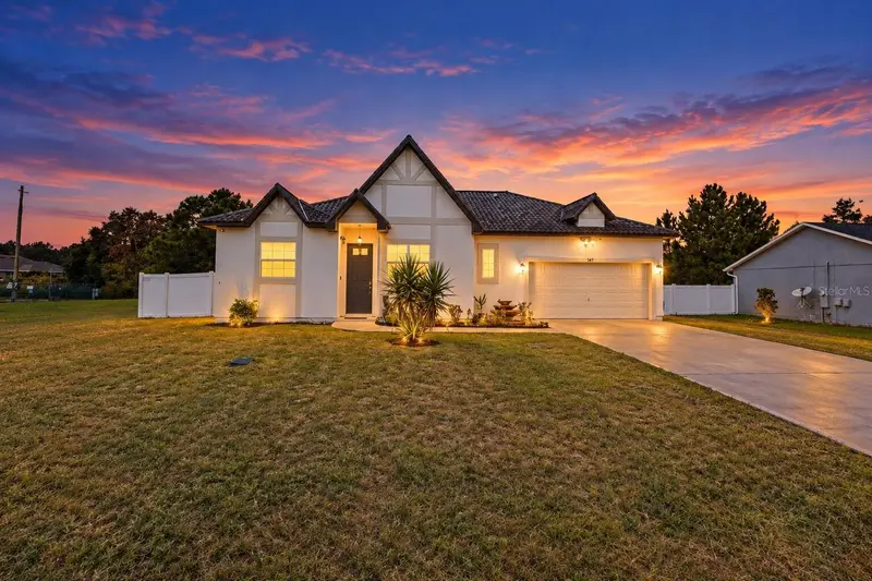 747 Fraser Ct, FL