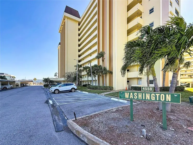4550 Cove Cir #106, FL