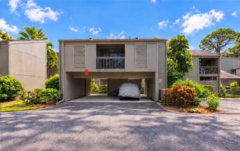 717 Pine Run Dr. #717, FL