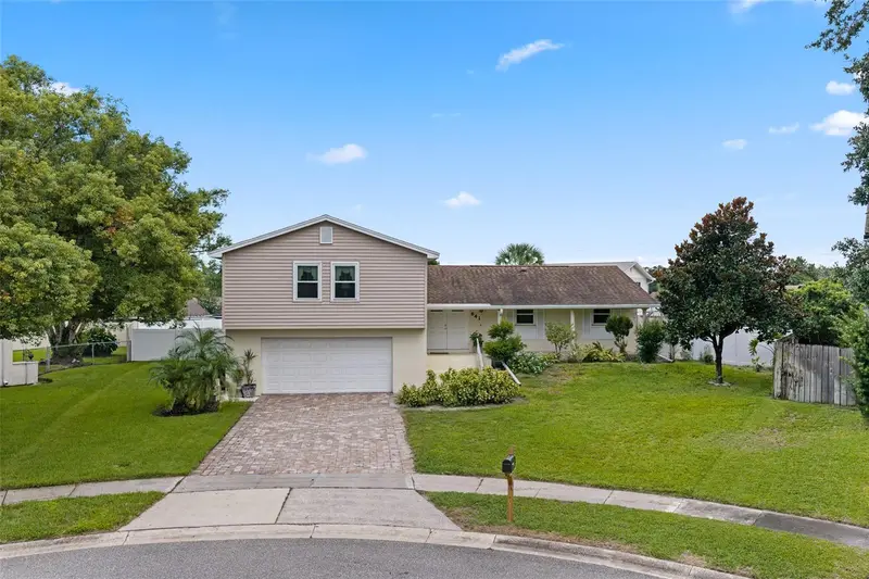 641 Elder Ct, FL