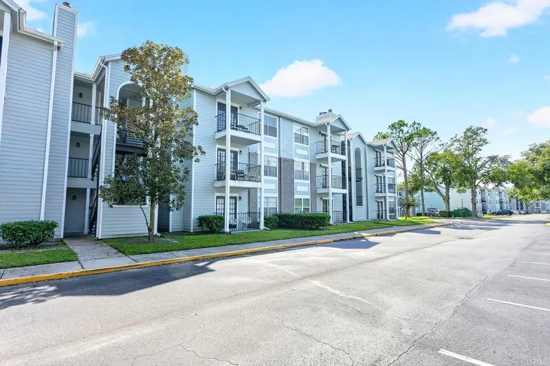 2550 N Alafaya Trl #6303, FL