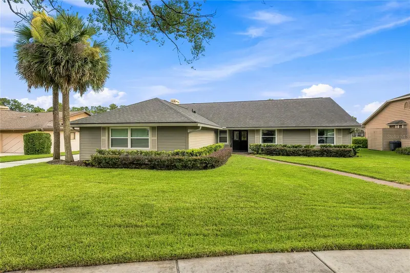 434 Twisting Pine Cir, FL