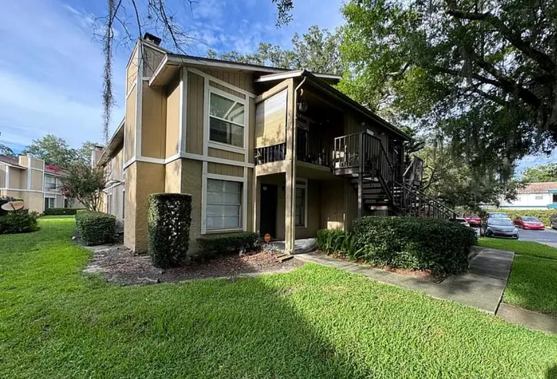 14417 Hanging Moss Cir #102, FL