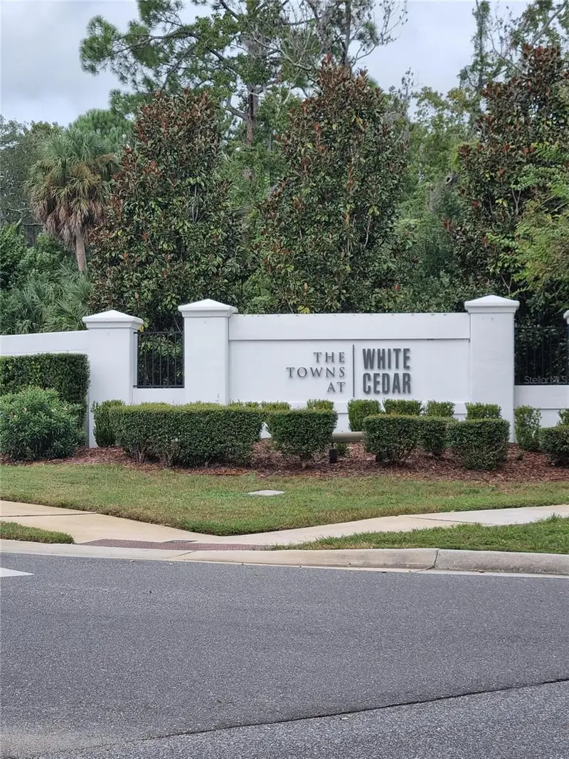 234 Cedar Bark Ln, FL