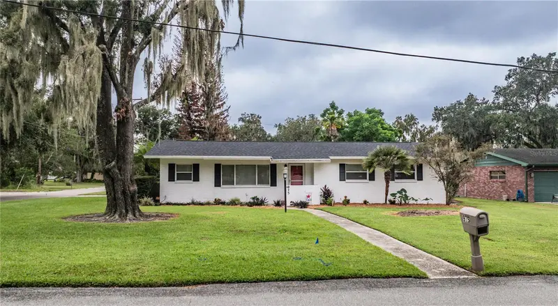 975 E Mann Rd, FL