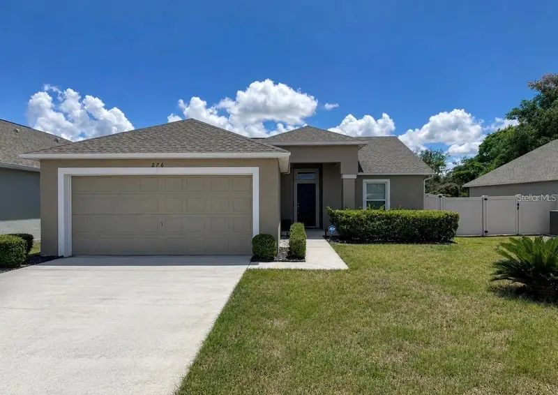 276 Arbuthnot St, FL