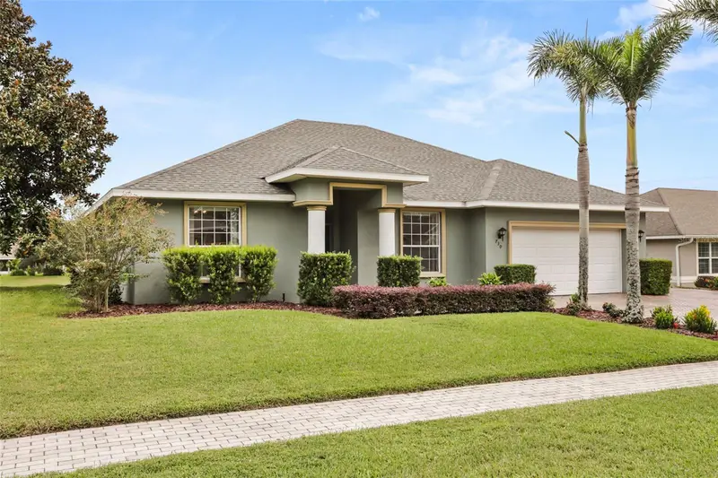 730 Country Walk Cv, FL