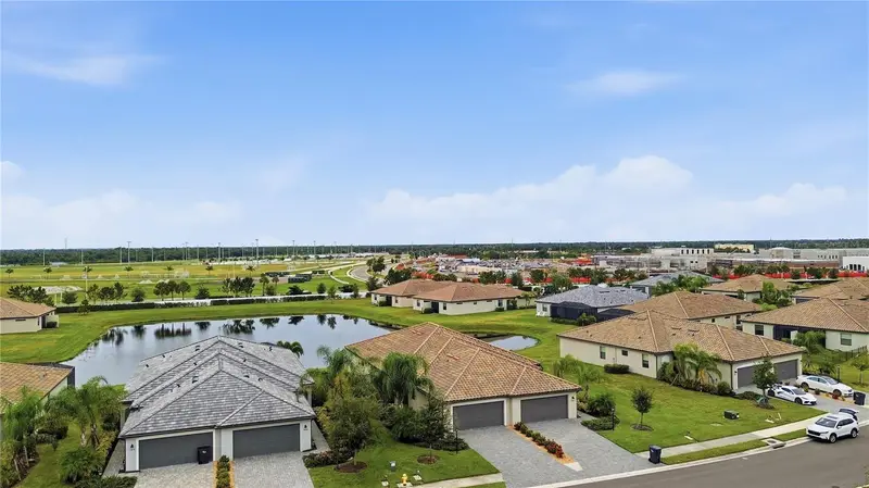 15606 Sunny Day Dr, FL