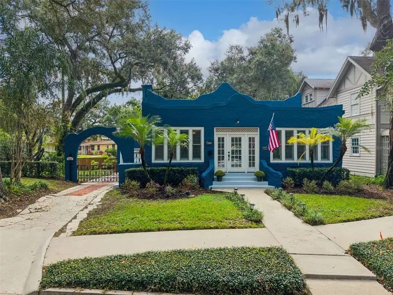 215 S Lawsona Blvd, FL