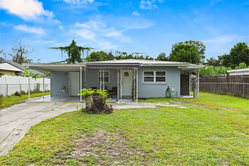 8310 Baja Blvd, FL