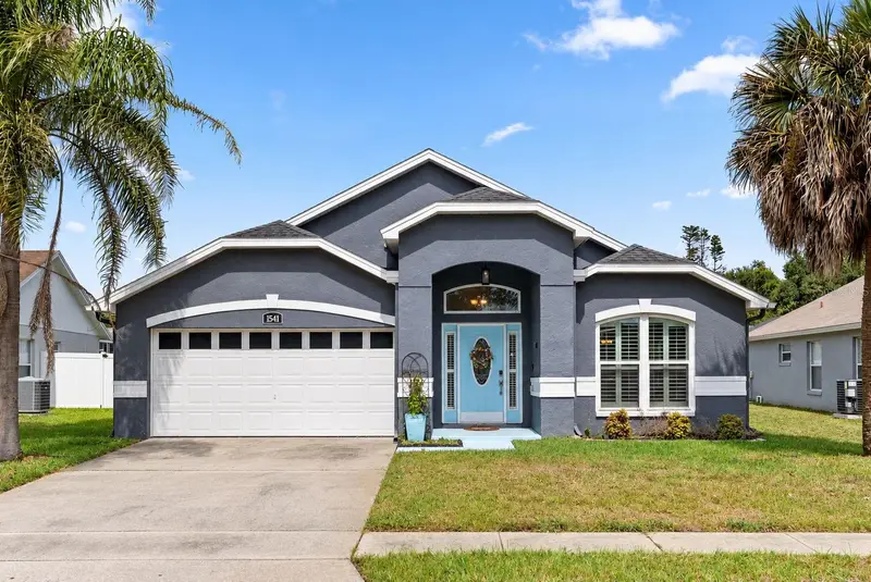 1541 Indian Oaks Trl, FL