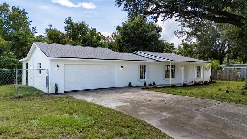 601 Hillcrest Ave, FL