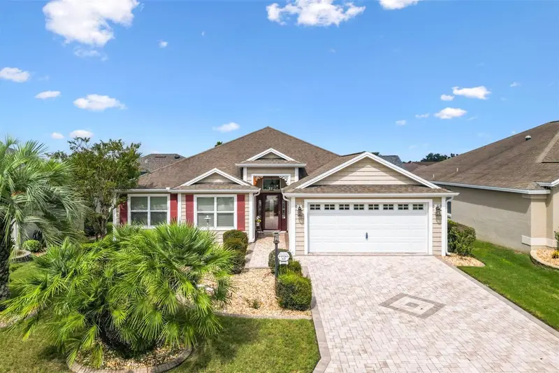 1926 Eldridge Loop, FL