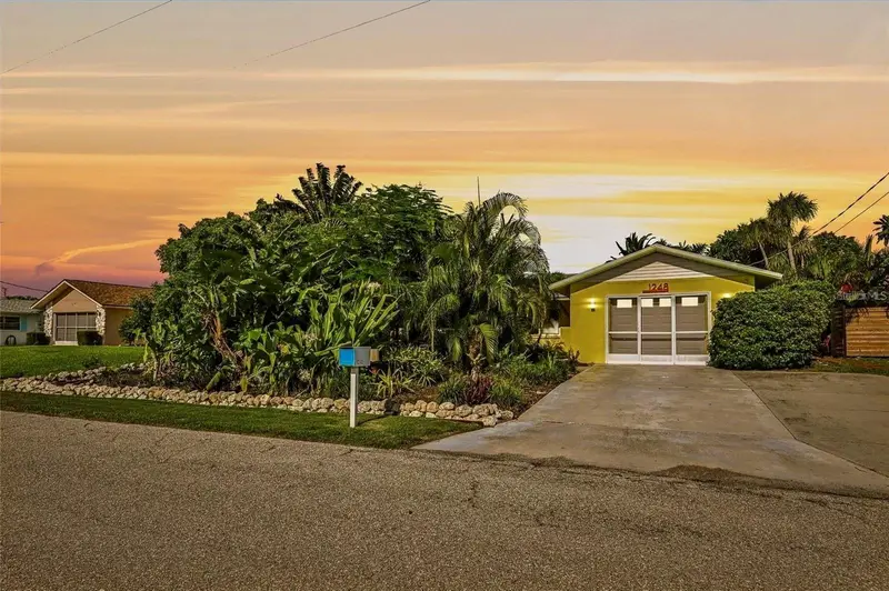 1248 Jefferson Dr, FL