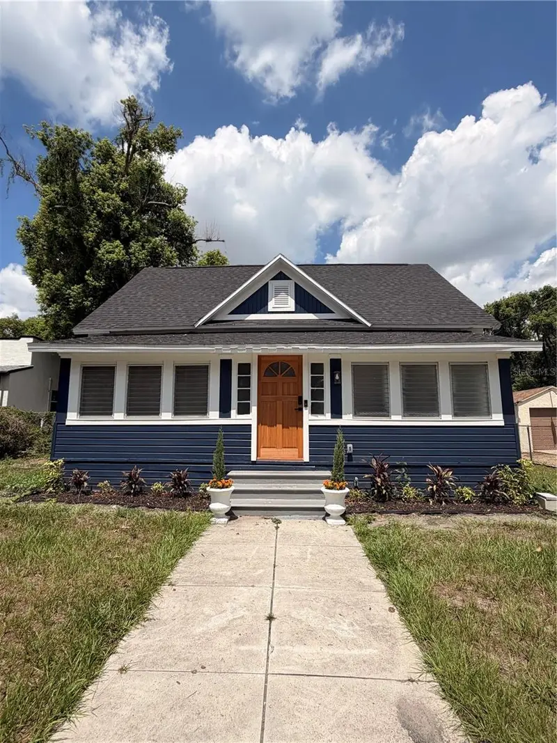 3006 N Jefferson St, FL