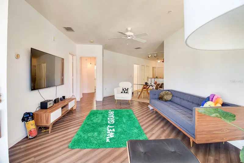 5550 E Michigan St #2306, FL