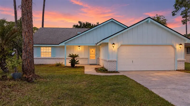 10 Wedgewood Ln, FL