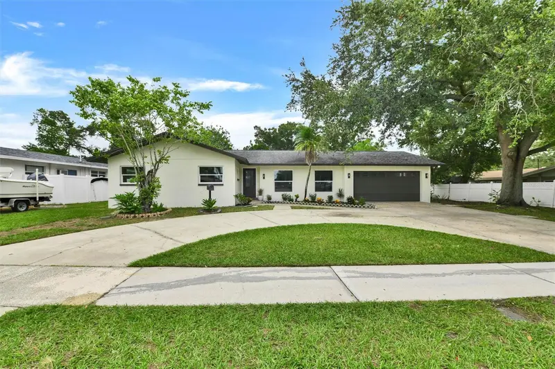 1207 S Belcher Rd, FL