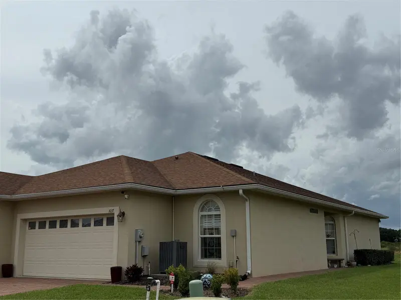 1657 Vienna Square Dr, FL