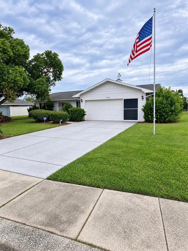 1731 Coco Palm Cir, FL