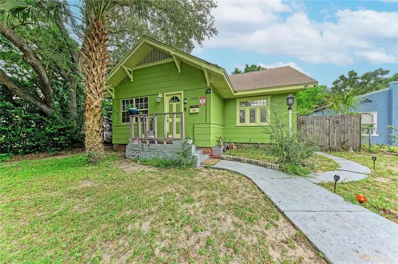 1005 16th Ave S, FL
