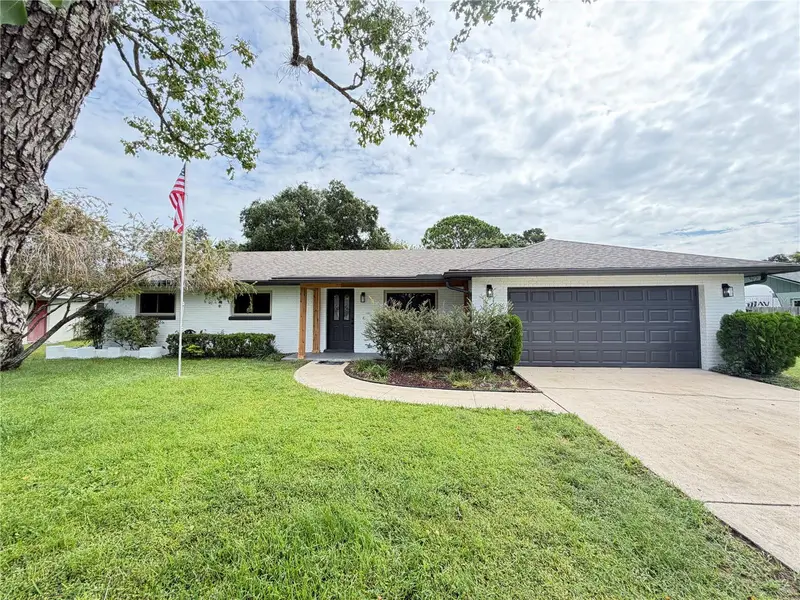 3915 Port Simbor Ave, FL