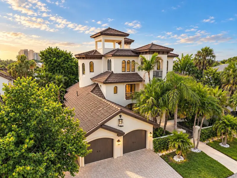 980 Bay Esplanade, FL