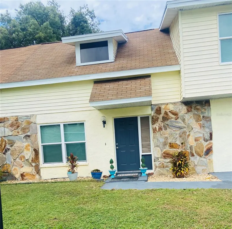 721 Gasparino Ct, FL