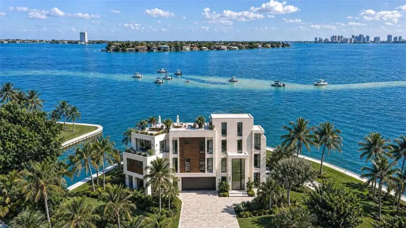 Siesta Key listing