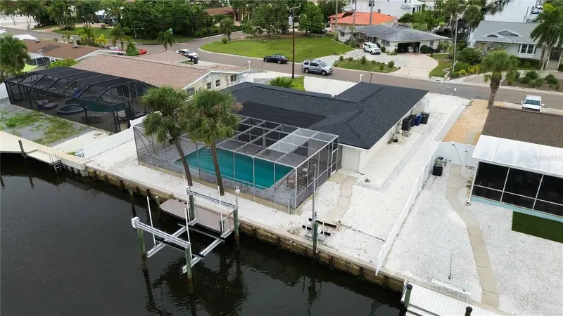 9911 Royal Palm Dr, FL