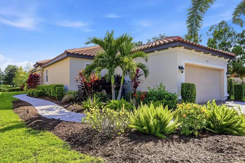 5367 Vaccaro Ct, FL